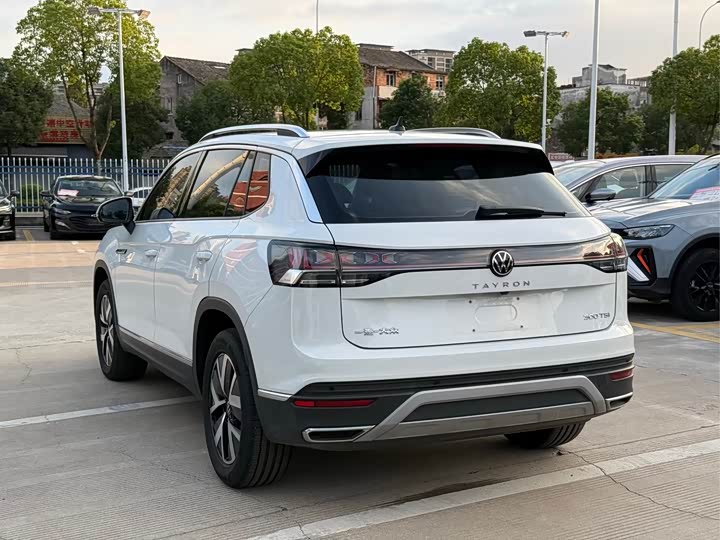 Фото 4 - Volkswagen Tayron