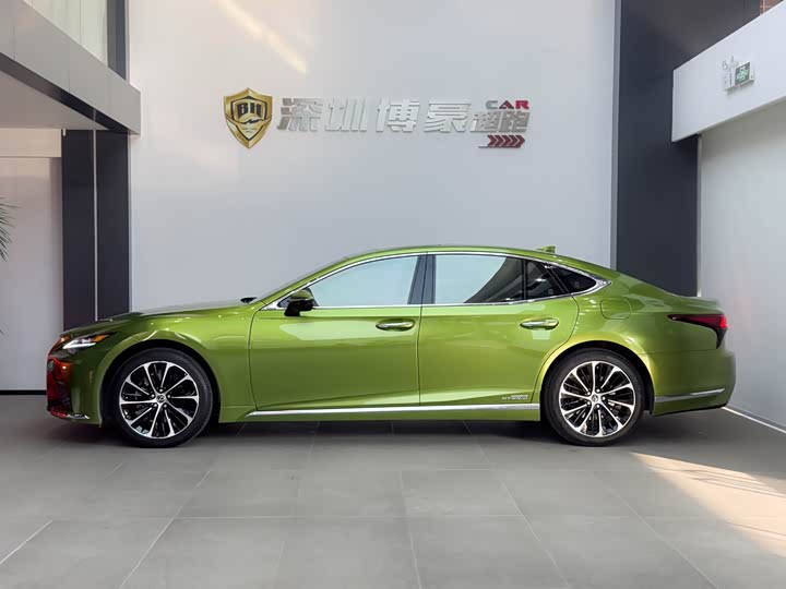 Фото 4 - Lexus LS