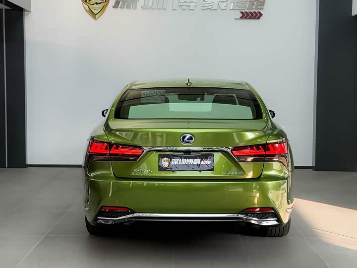 Фото 5 - Lexus LS