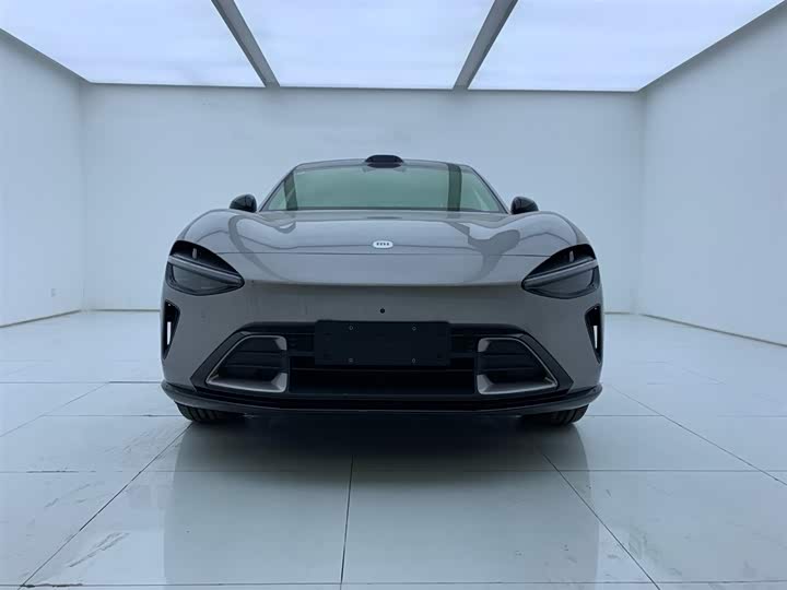 Фото 2 - Xiaomi YU7