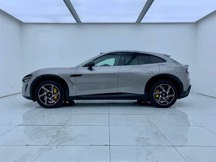 Фото 3 - Xiaomi YU7