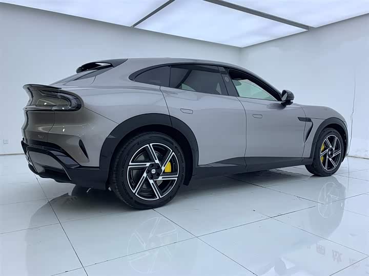 Фото 5 - Xiaomi YU7