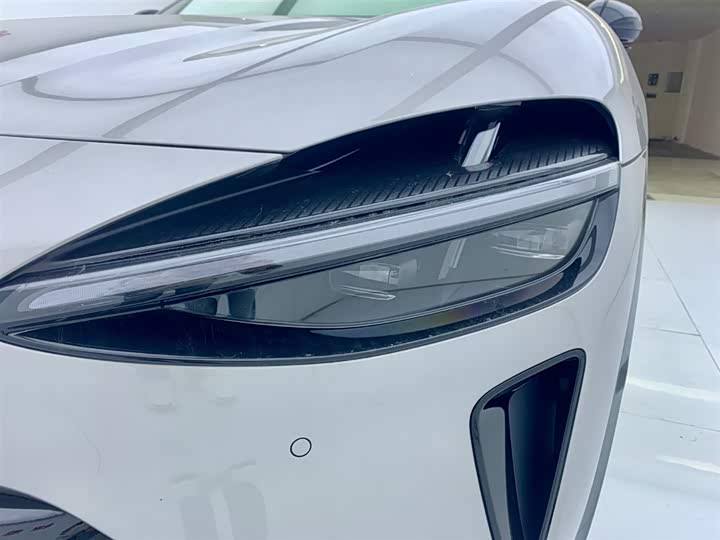 Фото 6 - Xiaomi YU7