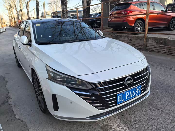 Фото 2 - Nissan Teana