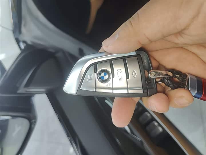 Фото 9 - BMW 6 Series GT