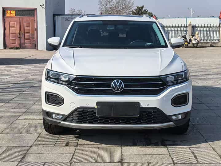 Фото 2 - Volkswagen T-Roc