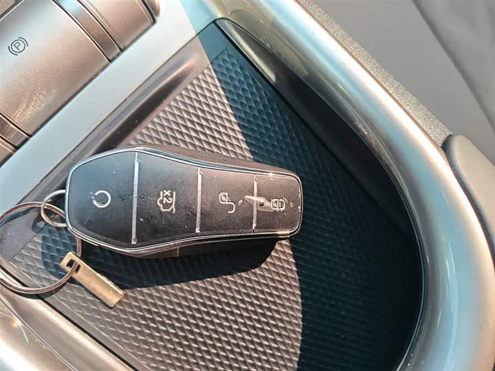 Фото 9 - BYD Dolphin