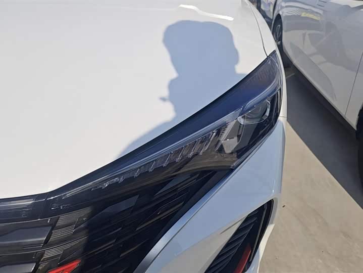 Фото 5 - Changan Eado Plus