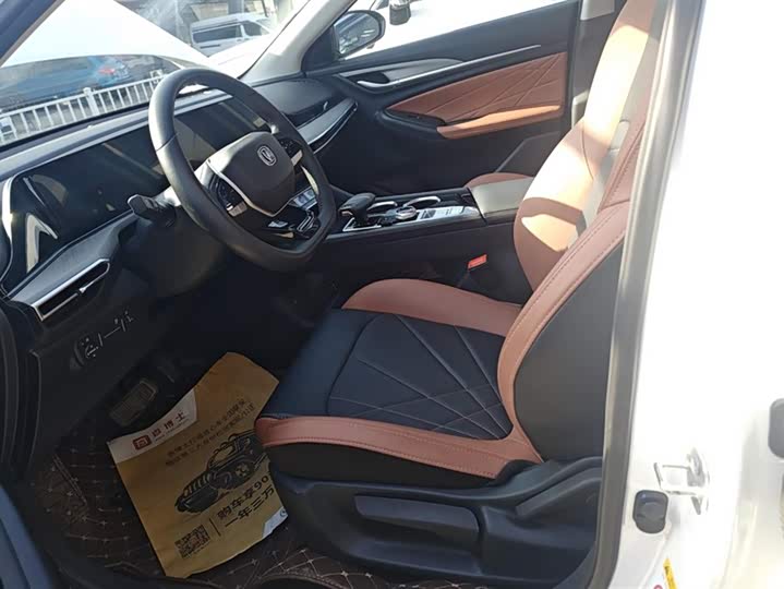 Фото 9 - Changan Eado Plus