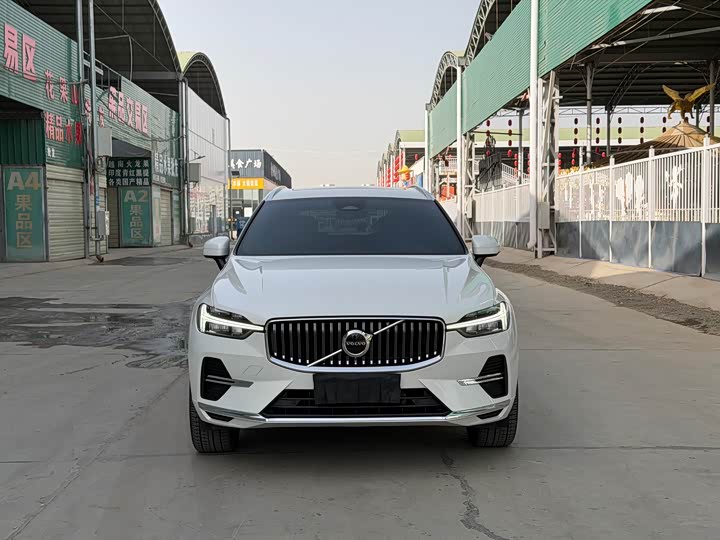 Фото 2 - Volvo XC60