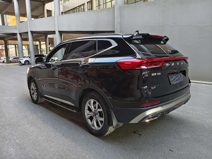 Фото 6 - Haval H6