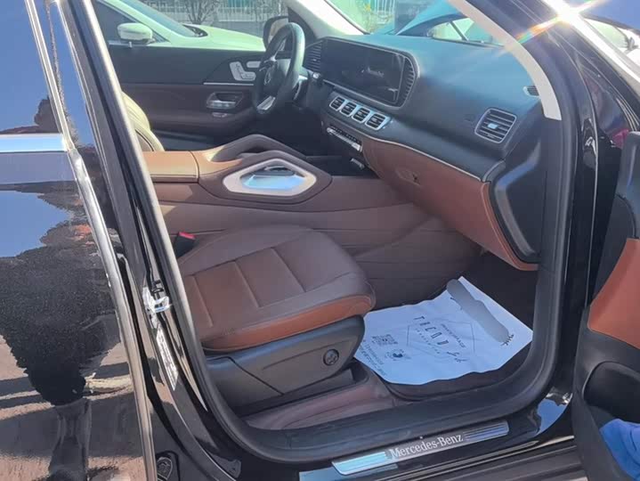 Фото 8 - Mercedes-Benz GLS-Class