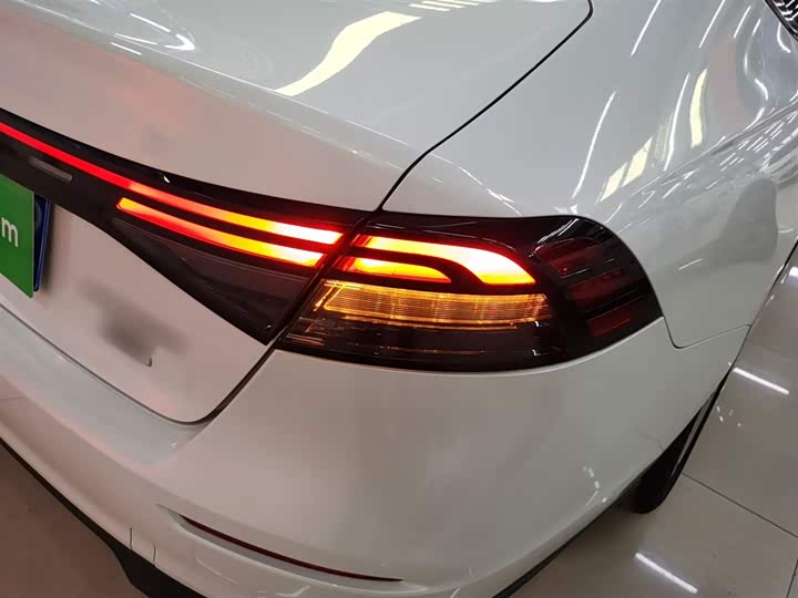 Фото 8 - Honda Accord