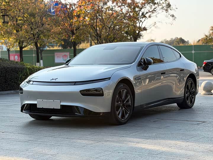 Фото 1 - XPeng P7