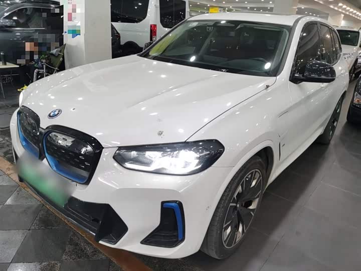 Фото 1 - BMW iX3