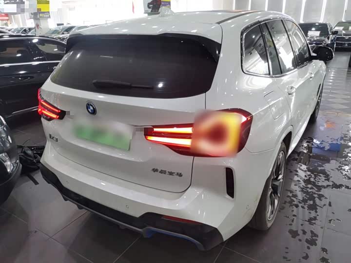 Фото 7 - BMW iX3