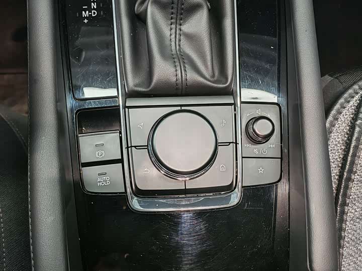 Фото 8 - Mazda 3 (Axela)