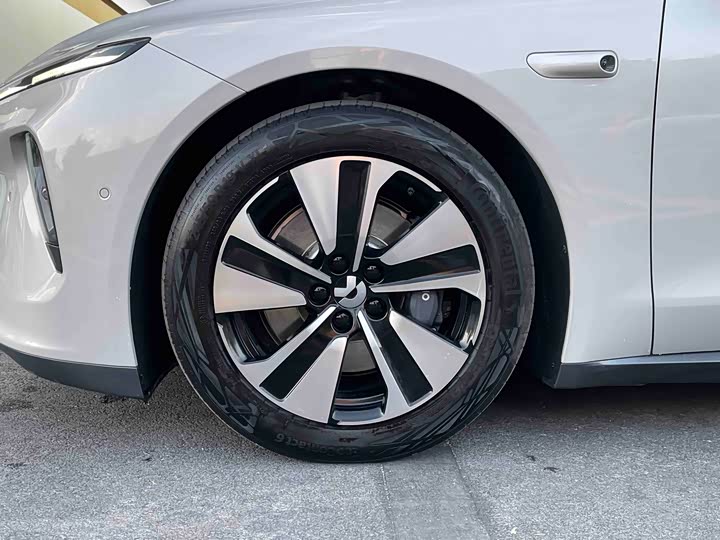 Фото 7 - Nio ET7