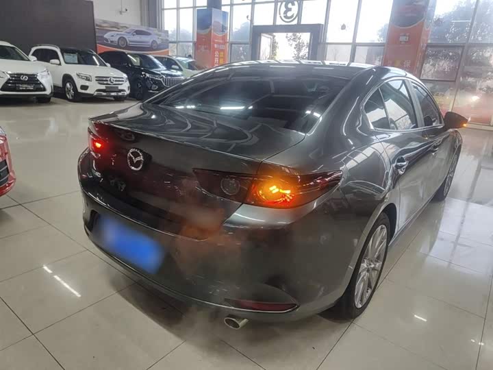 Фото 7 - Mazda 3 (Axela)