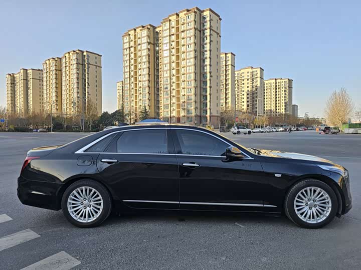 Фото 7 - Cadillac CT6