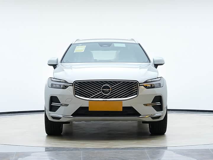 Фото 2 - Volvo XC60