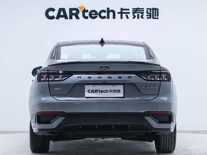 Фото 2 - Ford Mondeo