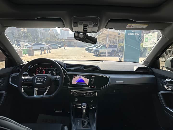 Фото 5 - Audi Q3