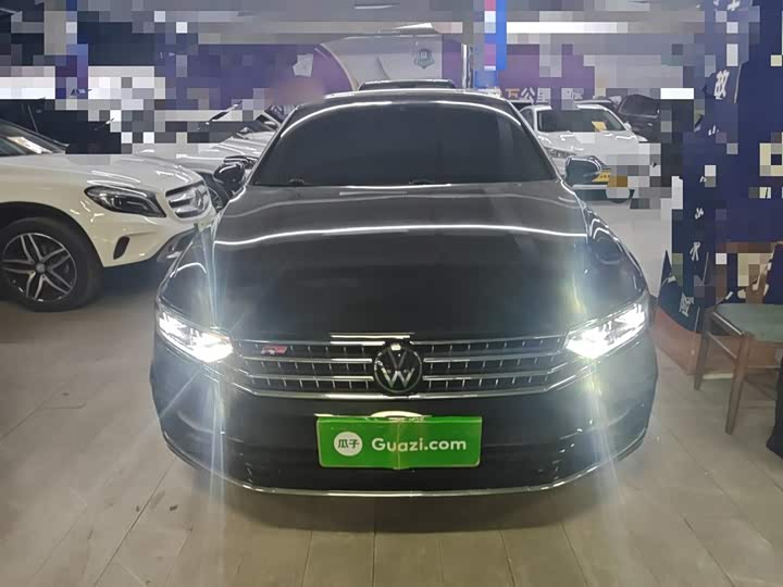 Фото 3 - Volkswagen Magotan