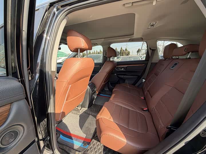 Фото 6 - Honda CR-V