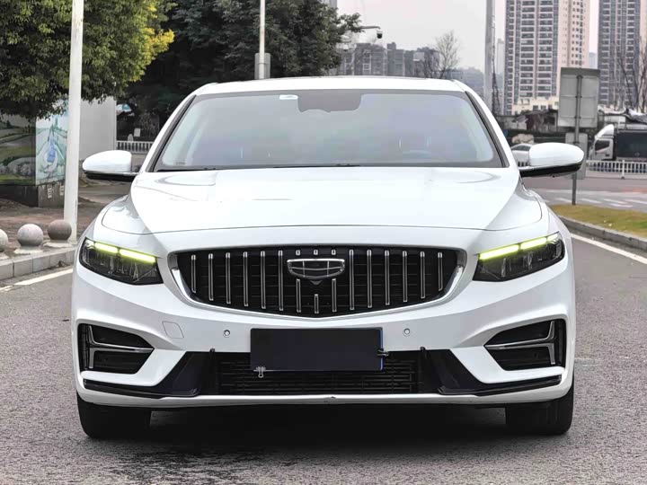 Фото 2 - Geely Preface