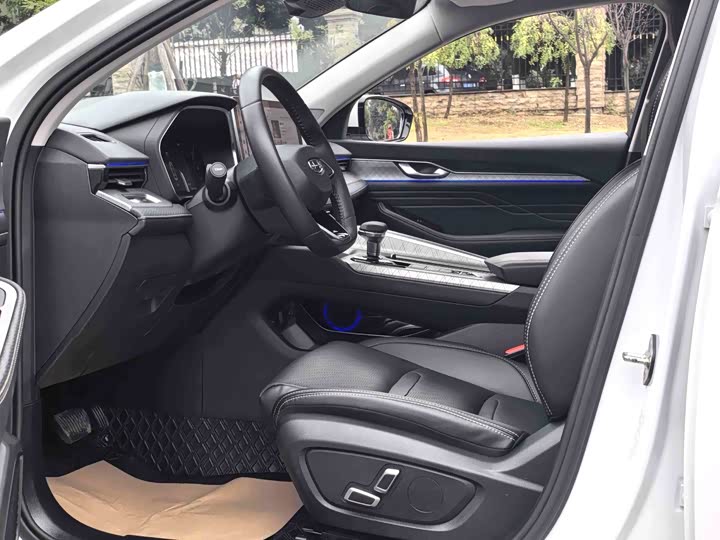 Фото 4 - Geely Preface