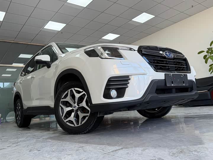 Фото 3 - Subaru Forester