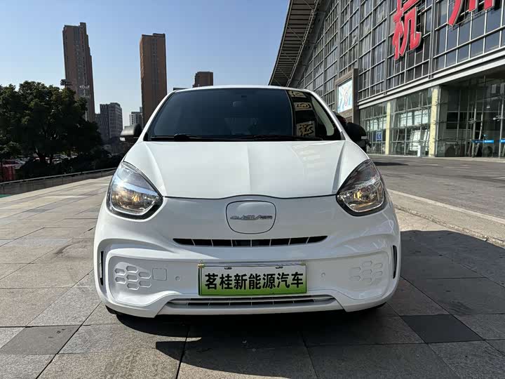 Фото 2 - Roewe Clever