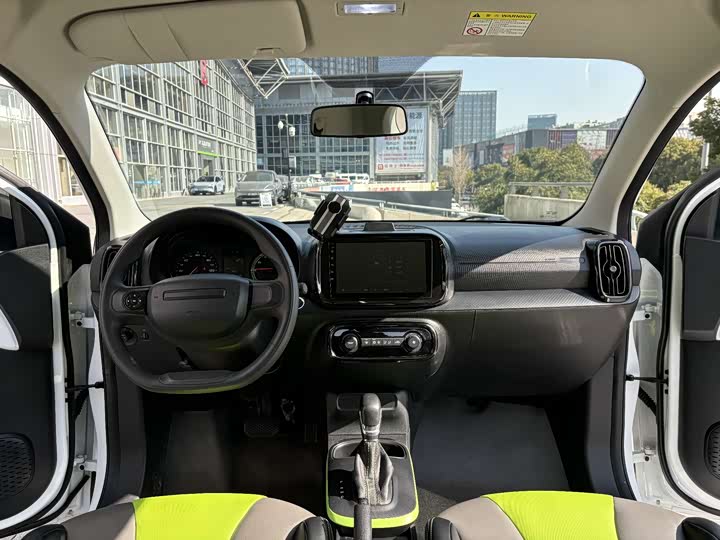 Фото 9 - Roewe Clever