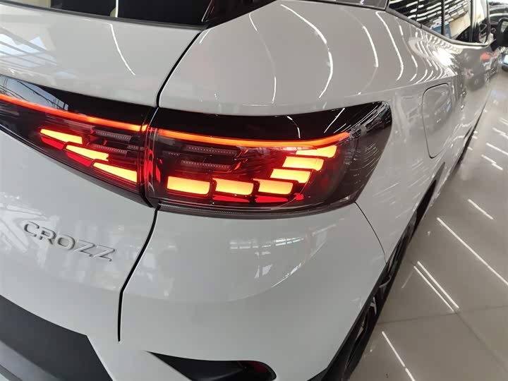 Фото 8 - Volkswagen ID.4 Crozz