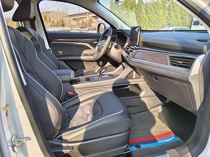 Фото 6 - Haval H6