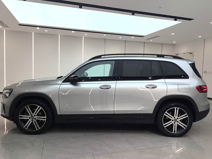 Фото 4 - Mercedes-Benz GLB-Class