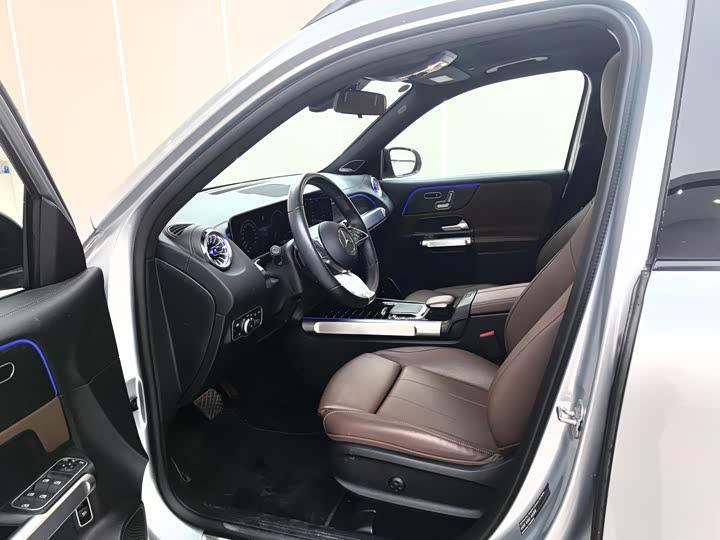 Фото 7 - Mercedes-Benz GLB-Class