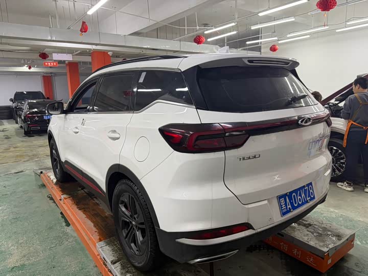 Фото 8 - Chery Tiggo 7