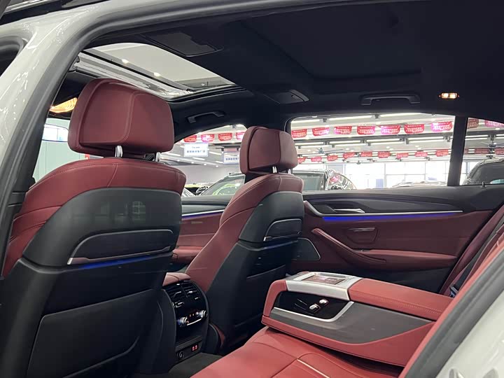 Фото 8 - BMW 5 Series