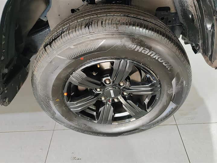 Фото 6 - Tank 300