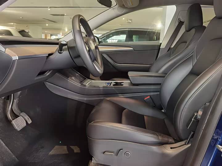 Фото 7 - Tesla Model Y