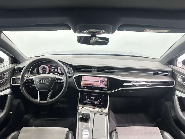 Фото 6 - Audi A6L