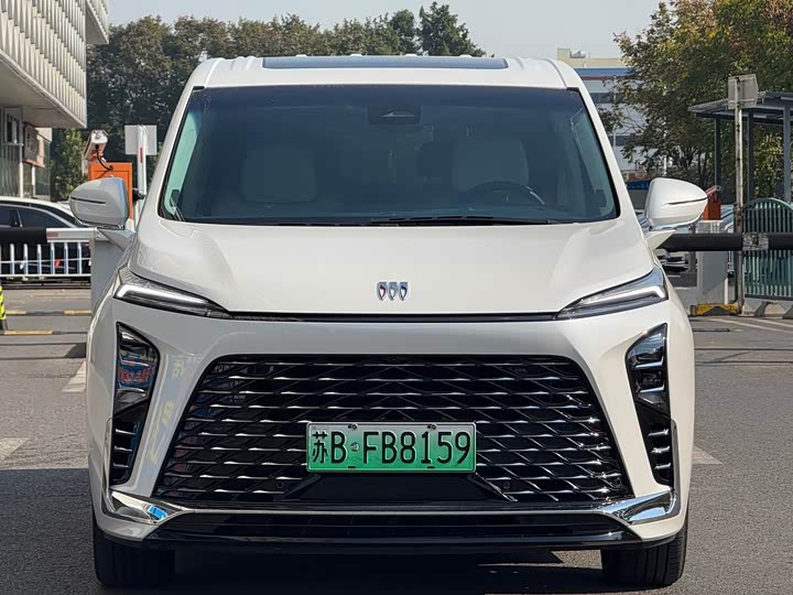 Фото 2 - Buick GL8 Hybrid