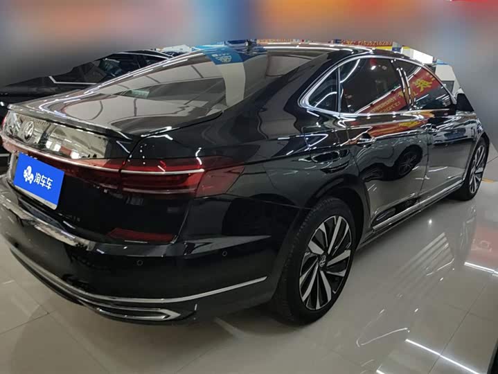 Фото 3 - Volkswagen Passat