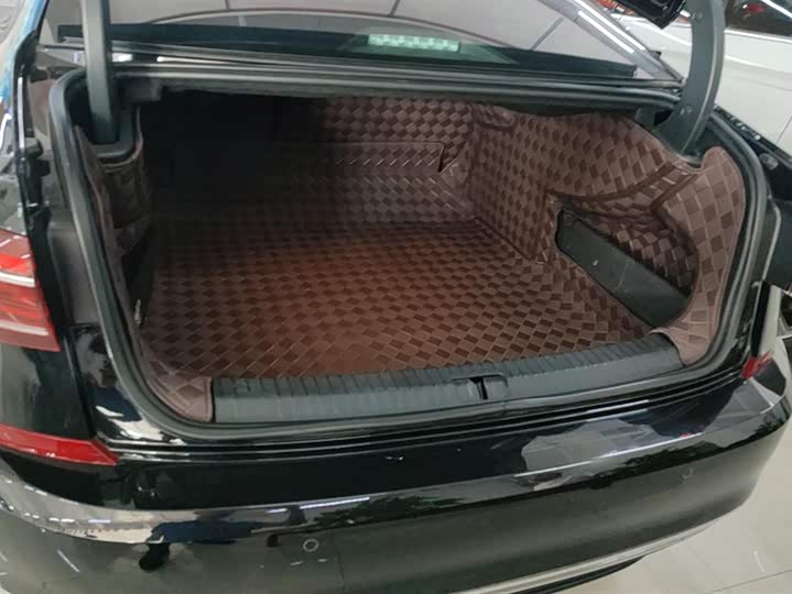 Фото 4 - Volkswagen Passat