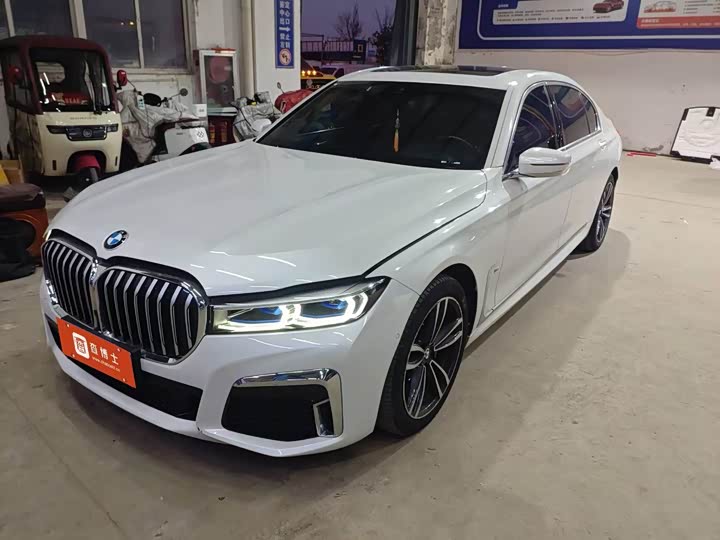 Фото 1 - BMW 7 Series