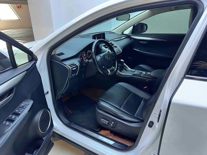 Фото 9 - Lexus NX