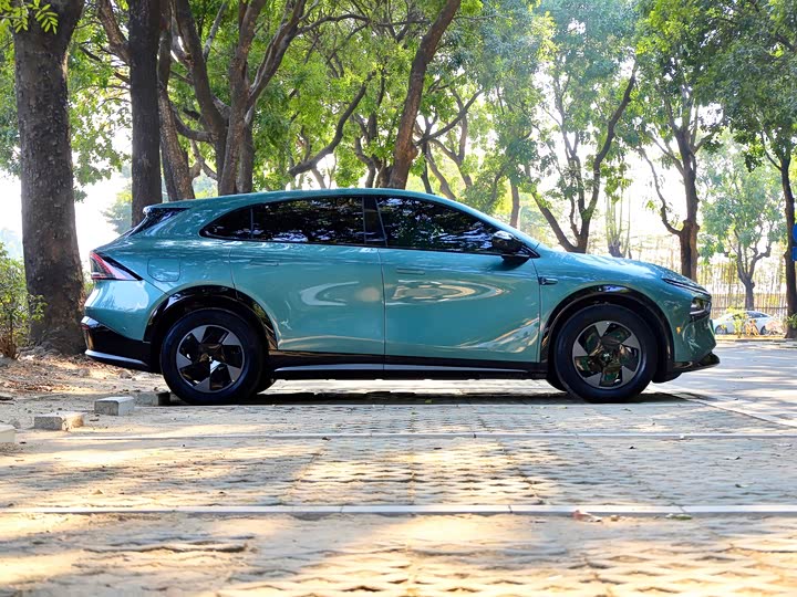 Фото 4 - XPeng G7