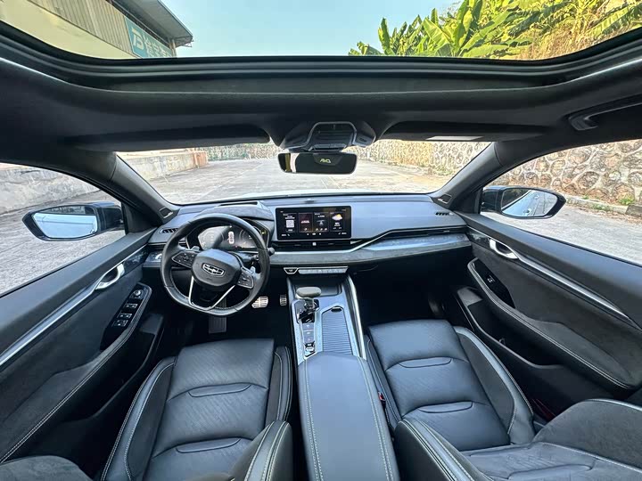 Фото 7 - Geely Preface